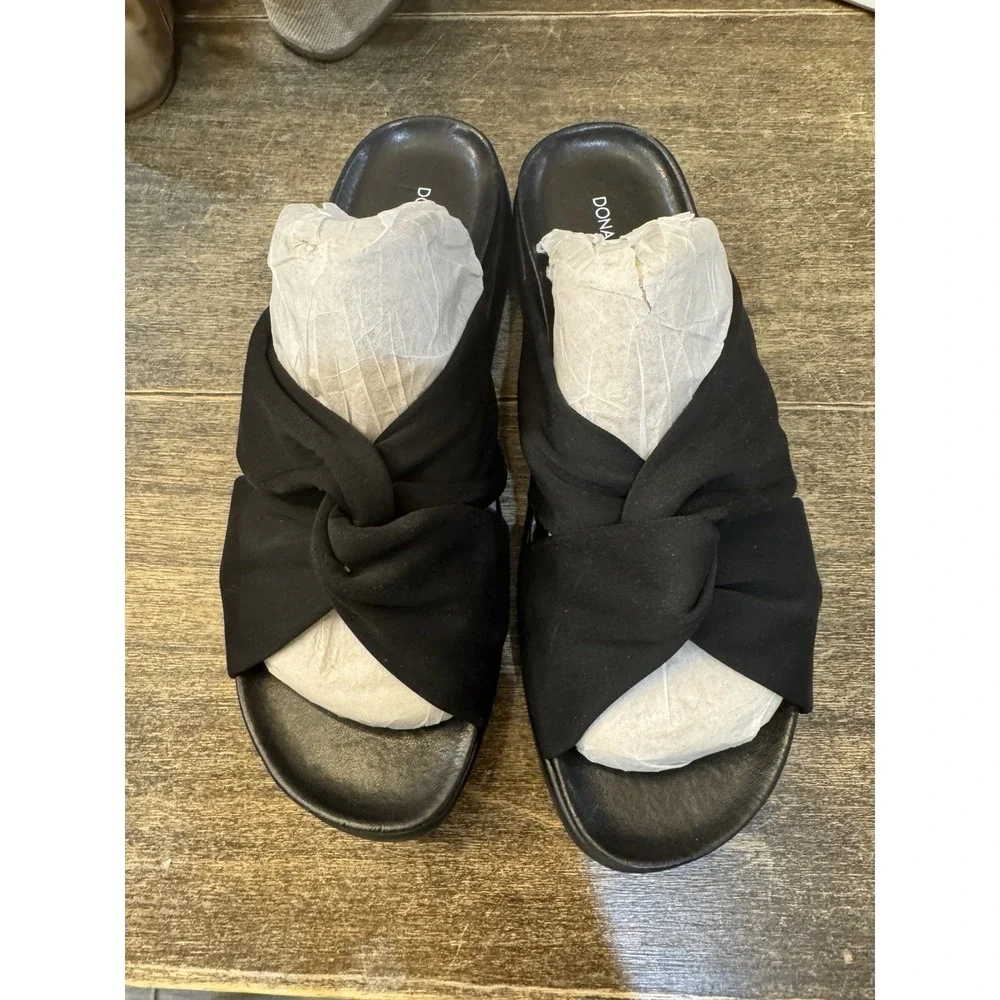 DONALD J PLINER Folley‎ Black Crepe Elastic Sandals Size 8.5